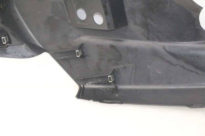 photo de REAR UNDERTRAY YAMAHA YP T-MAX TMAX 530 (2017 - 2020)