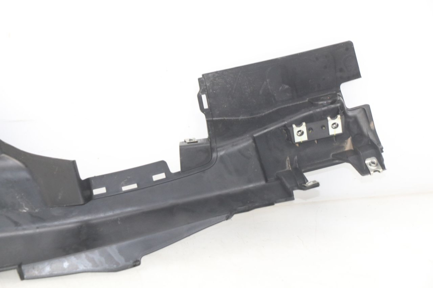 photo de REAR UNDERTRAY YAMAHA YP T-MAX TMAX 530 (2017 - 2020)