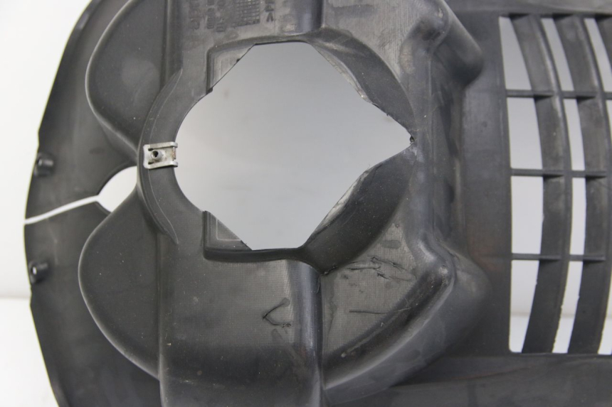 photo de FRONT WHEEL AXLE APRILIA ATLANTIC 500 (2002 - 2003)
