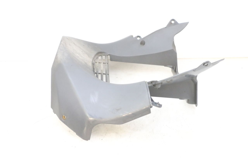 photo de FRONT WHEEL FENDER SUZUKI BURGMAN 125 (2007 - 2014) - Fixing points details