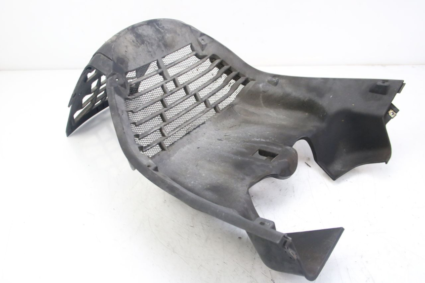 photo de FRONT WHEEL FENDER KYMCO DINK STREET 125 (2009 - 2014)