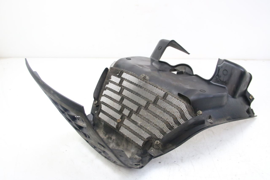 photo de FRONT WHEEL FENDER KYMCO DINK STREET 125 (2009 - 2014)