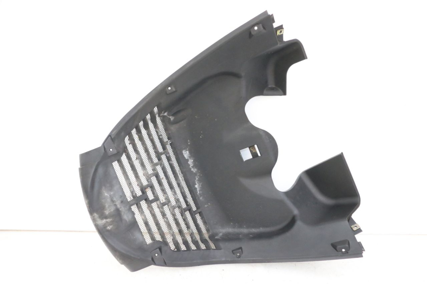 photo de FRONT WHEEL FENDER KYMCO DINK STREET 125 (2009 - 2014)
