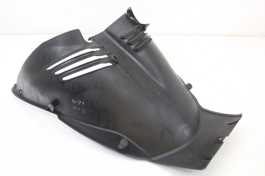 photo de FRONT UNDERTRAY HONDA PCX (JF28) 125 (2009 - 2011)