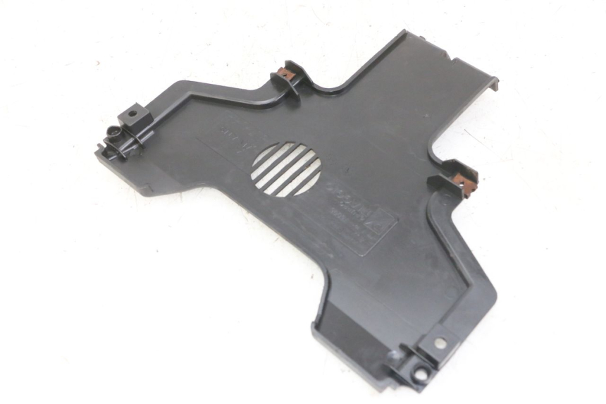 photo de FRONT UNDERTRAY PIAGGIO IE MP3 YOURBAN 300 (2011 - 2016)
