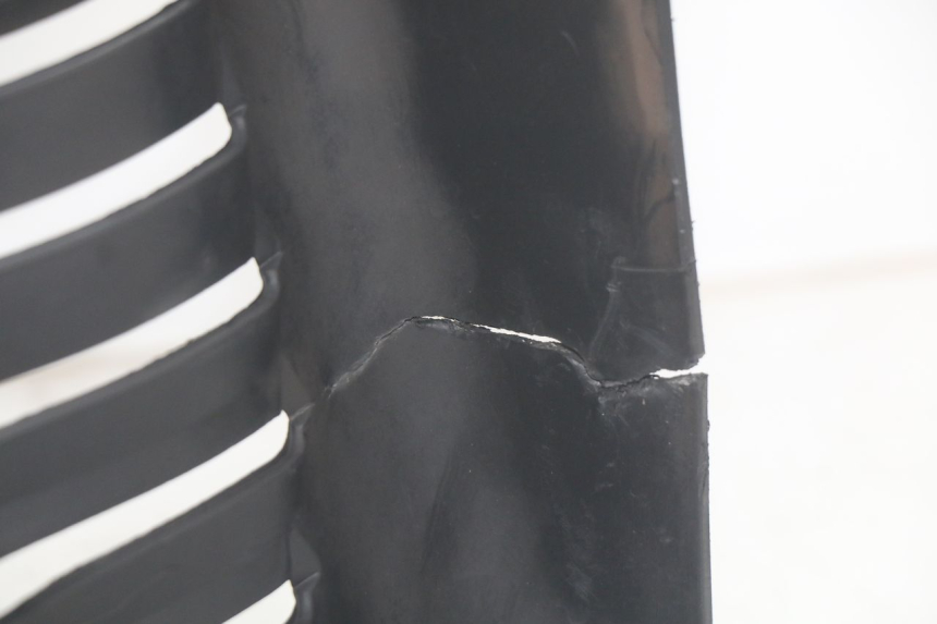 photo de FRONT WHEEL AXLE PIAGGIO MP3 LT 400 (2007 - 2012)