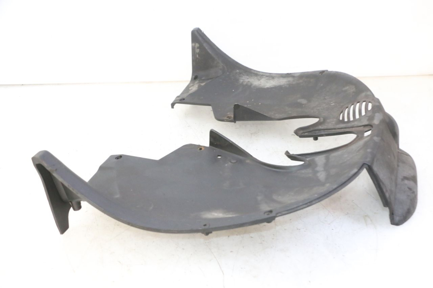 photo de FRONT UNDERTRAY PIAGGIO MP3 RL 250 (2007 - 2010)