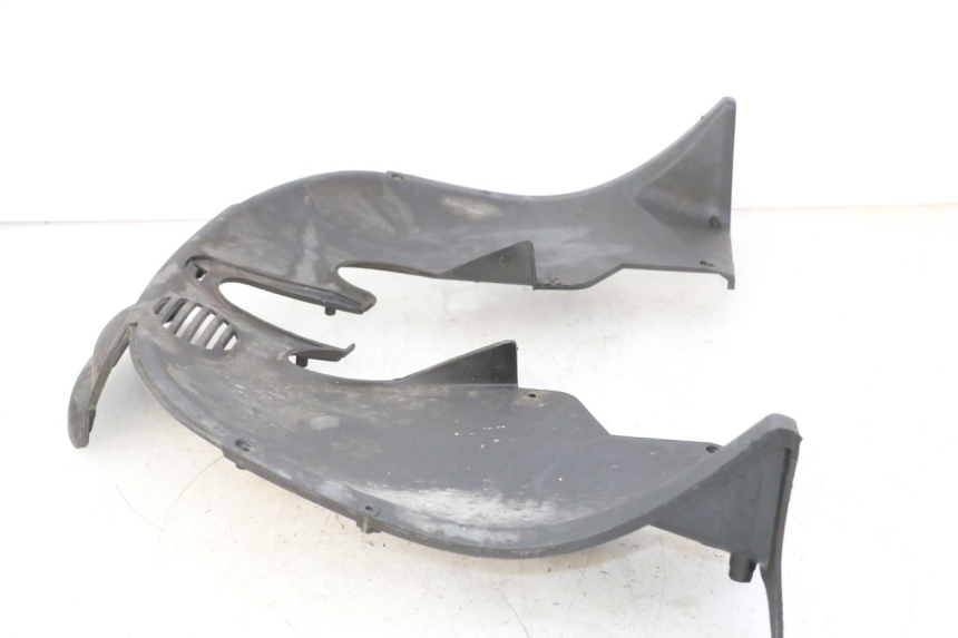 photo de FRONT UNDERTRAY PIAGGIO MP3 RL 250 (2007 - 2010)