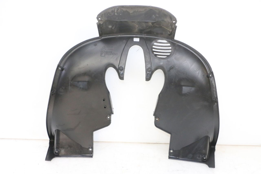 photo de FRONT UNDERTRAY PIAGGIO MP3 500 (2016 - 2018) - Alternative perspective