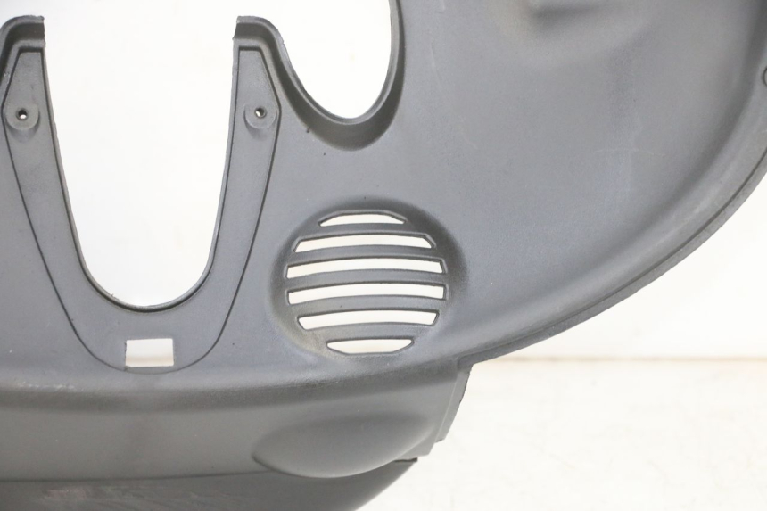 photo de FRONT UNDERTRAY PIAGGIO MP3 RL 250 (2007 - 2010) - High-resolution close-up