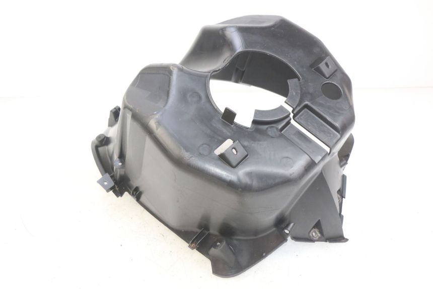 photo de FRONT WHEEL AXLE PEUGEOT SPEEDFIGHT 3 AIR 50 (2009 - 2015)
