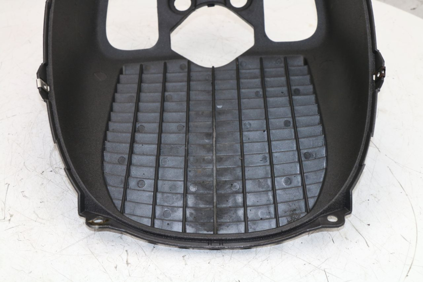 photo de FRONT UNDERTRAY PIAGGIO X8 STREET 125 (2006 - 2007)