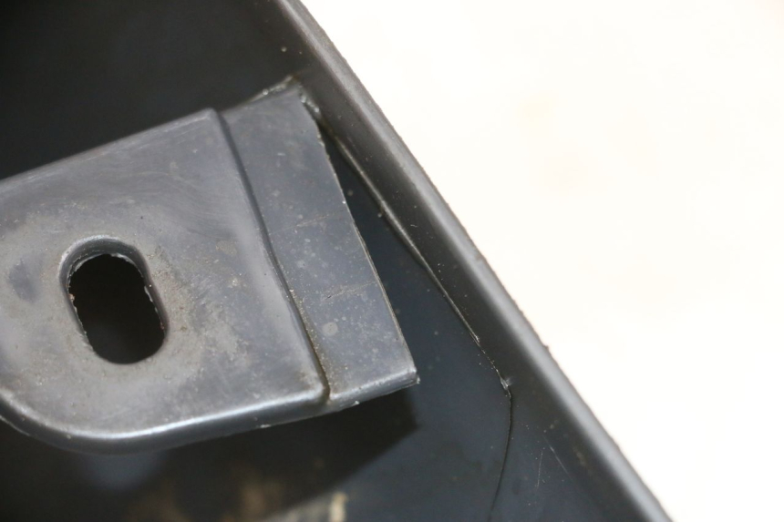 photo de FRONT UNDERTRAY PIAGGIO SUPER LX 125 (2000 - 2003)