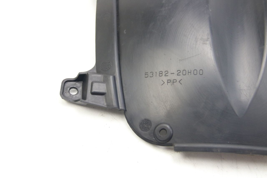 photo de FRONT WHEEL AXLE SUZUKI SIXTEEN 125 (2008 - 2010)