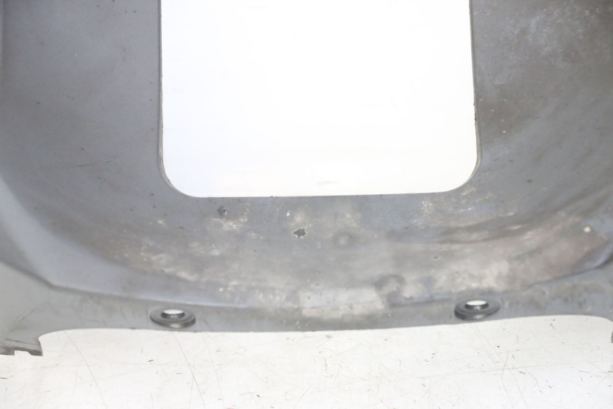 photo de FRONT UNDERTRAY SUZUKI UH BURGMAN 125 (2002 - 2006)