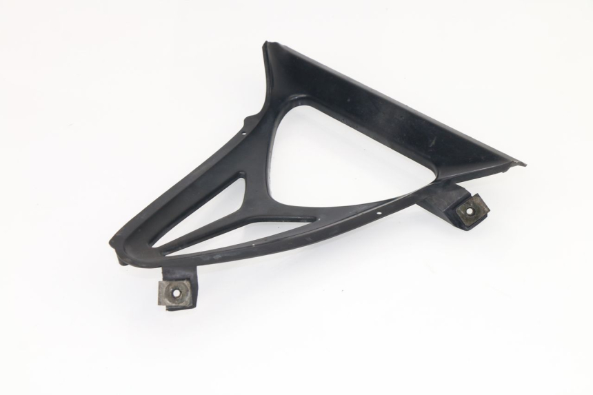 photo de FRONT UNDERTRAY YAMAHA YZF R6 600 (1999 - 2001)