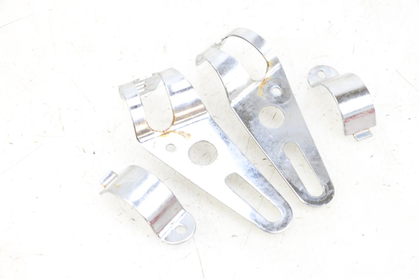 photo de HEADLIGHT BRACKET SUZUKI GSF N BANDIT 600 (1996 - 1999) - Component detail