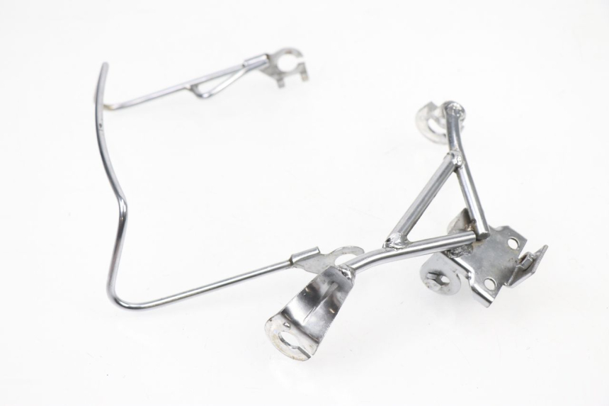 photo de HEADLIGHT BRACKET LIFAN ROYAL KING 250 (2011 - 2019)
