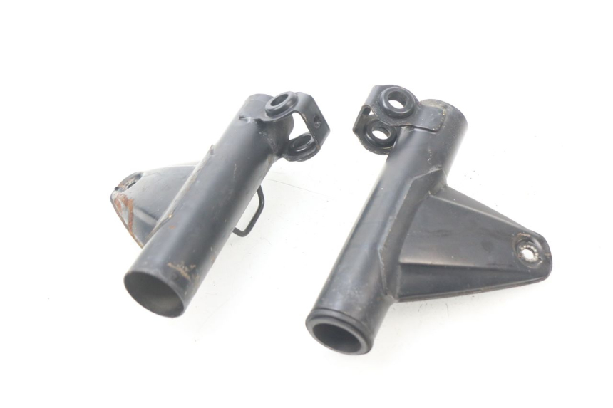 photo de HEADLIGHT BRACKET MOTOBECANE LT 125 (1970 - 1975)