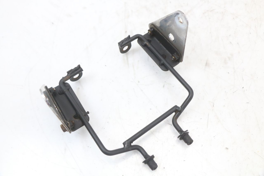 photo de HEADLIGHT BRACKET ASTOR ORCAL 125 (2015 - 2017)