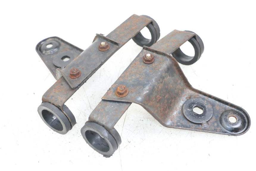 photo de HEADLIGHT BRACKET SYM XS 125 (2007 - 2016)