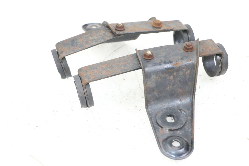 photo de HEADLIGHT BRACKET SYM XS 125 (2007 - 2016)