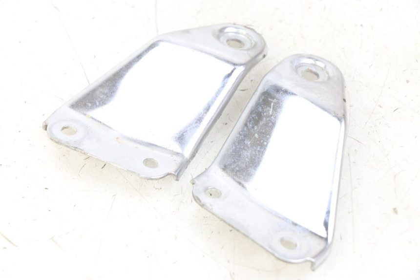 photo de HEADLIGHT BRACKET YAMAHA XJN DIVERSION 600 (2000 - 2003)