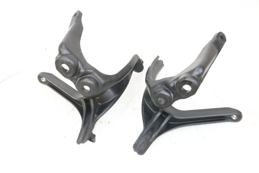 photo de HEADLIGHT BRACKET YAMAHA YFM R RAPTOR 250 (2008 - 2014) - Zoom on usage condition