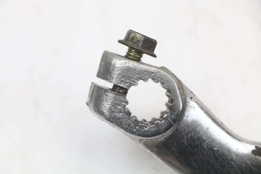 photo de BRAKE PEDAL HYOSUNG GV AQUILA 125 (2000 - 2004)