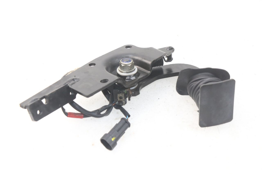 photo de BRAKE PEDAL PIAGGIO MP3 LT 400 (2007 - 2012)