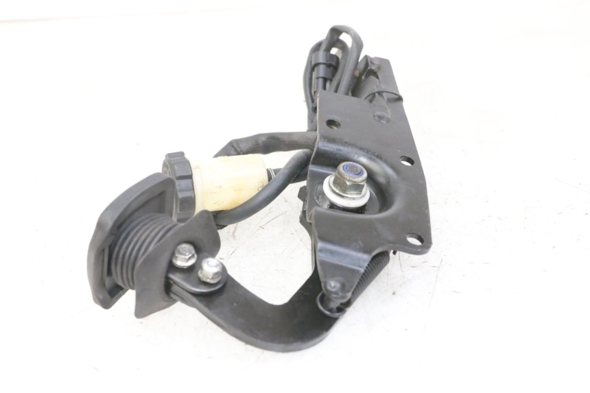 photo de BRAKE PEDAL PIAGGIO MP3 LT 400 (2007 - 2012)