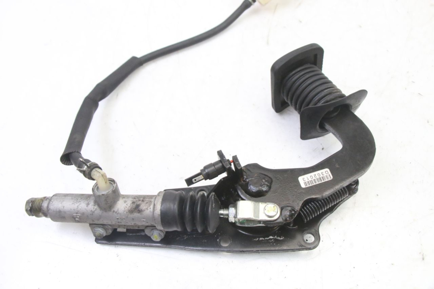 photo de BRAKE PEDAL PIAGGIO MP3 500 (2011 - 2015)