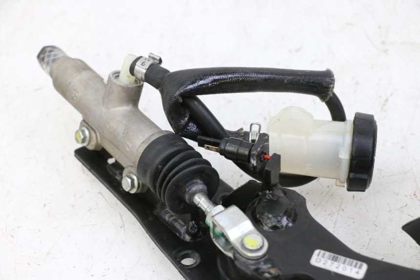 photo de BRAKE PEDAL PIAGGIO MP3 500 (2014 - 2016)