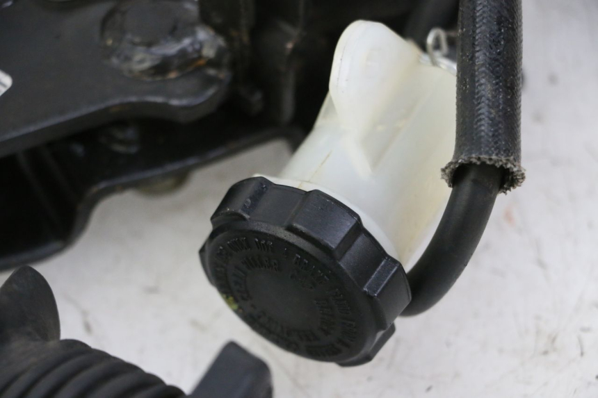 photo de BRAKE PEDAL PIAGGIO MP3 500 (2014 - 2016)