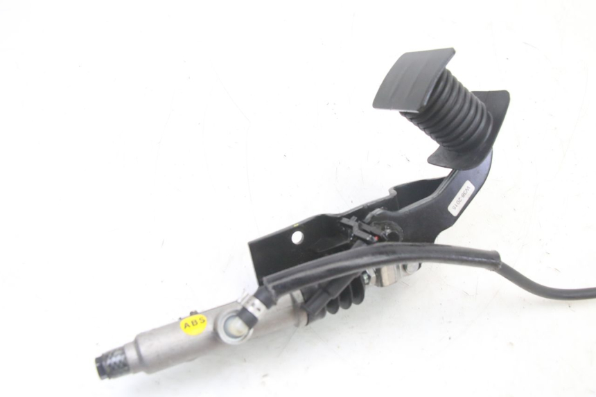 photo de BRAKE PEDAL PIAGGIO MP3 500 (2014 - 2016)