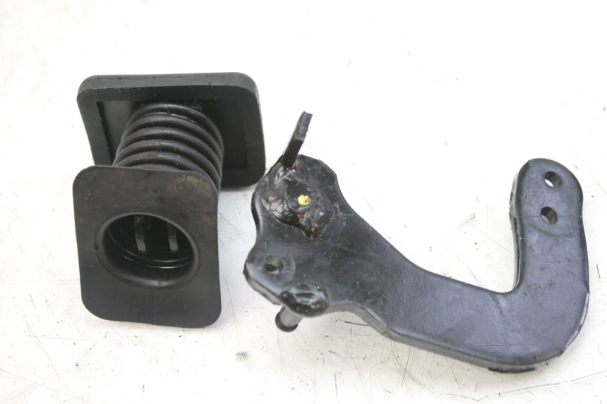 photo de BRAKE PEDAL PIAGGIO MP3 RL 250 (2007 - 2010)