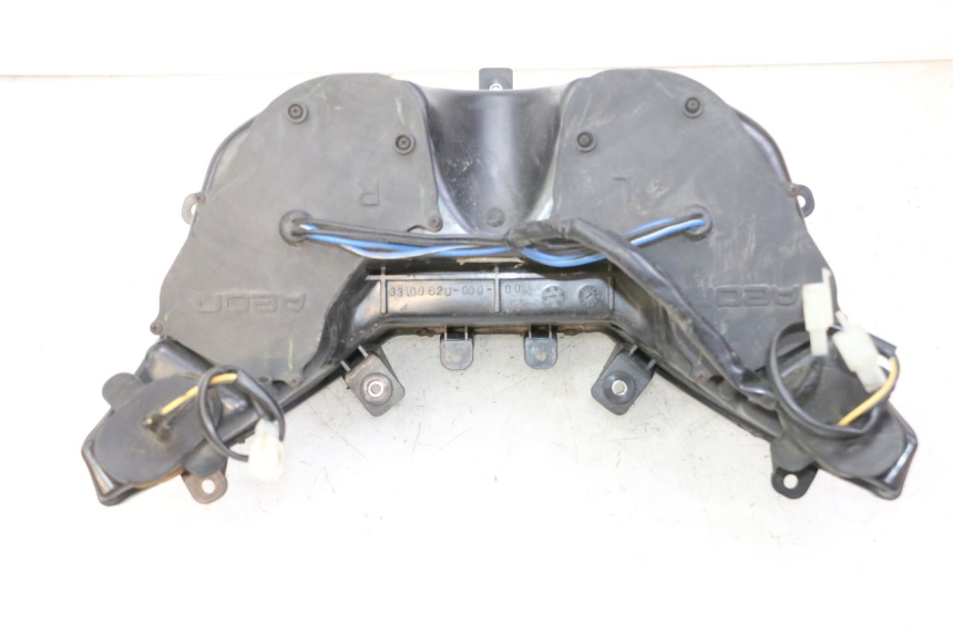 photo de FRONT HEADLIGHT QUADRO 4 4D 350 (2015 - 2018)