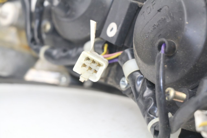 photo de HEADLIGHT PIAGGIO BEVERLY 125 (1998 - 2005)