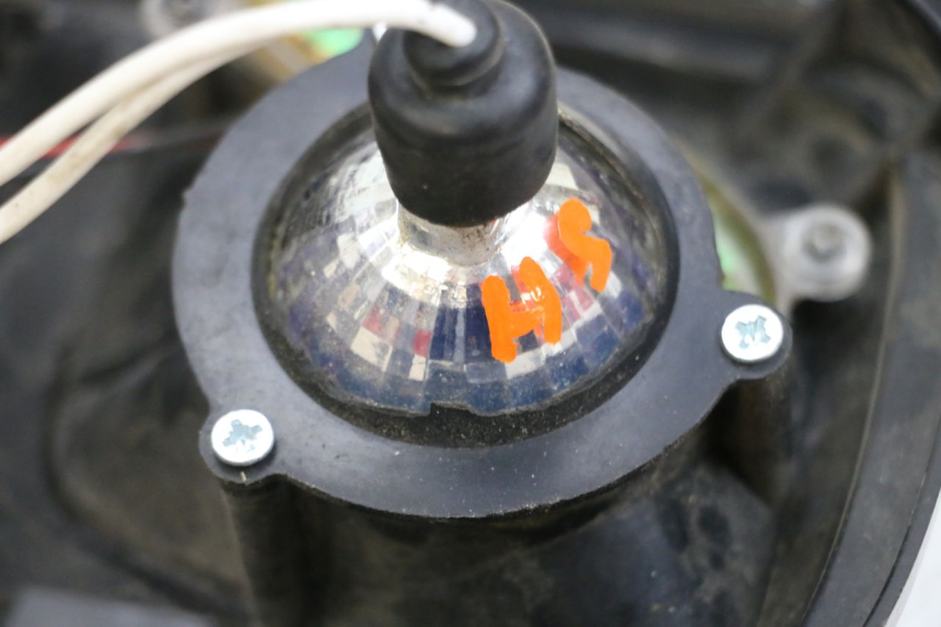 photo de FRONT HEADLIGHT MBK BOOSTER SPIRIT 50 (2004 - 2017) - Technical close-up