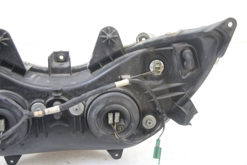 photo de HEADLIGHT SUZUKI BURGMAN 125 (2015 - 2017)