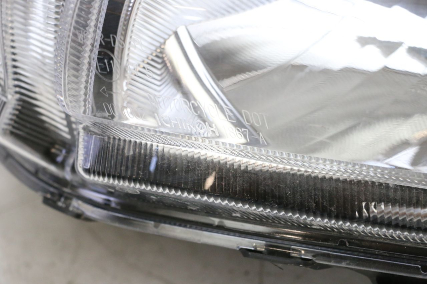 photo de HEADLIGHT SUZUKI BURGMAN 650 (2013 - 2020)