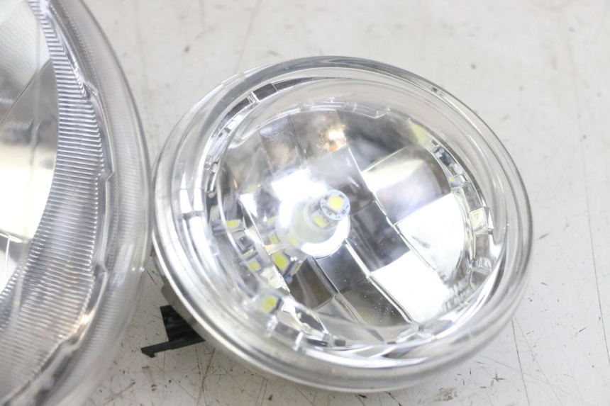 photo de FRONT HEADLIGHT YAMAHA BW'S BWS 125 (2010 - 2013)