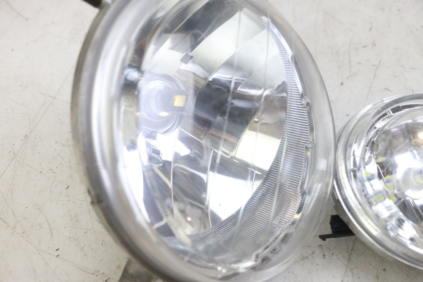 photo de FRONT HEADLIGHT YAMAHA BW'S BWS 125 (2010 - 2013)