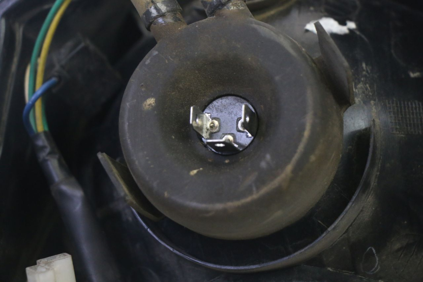 photo de HEADLIGHT HONDA CBF 125 (2009 - 2015)