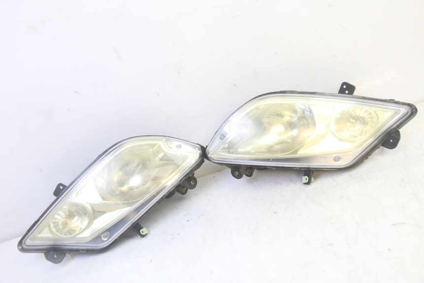 photo de FRONT HEADLIGHT PEUGEOT CITYSTAR 50 (2013 - 2017)