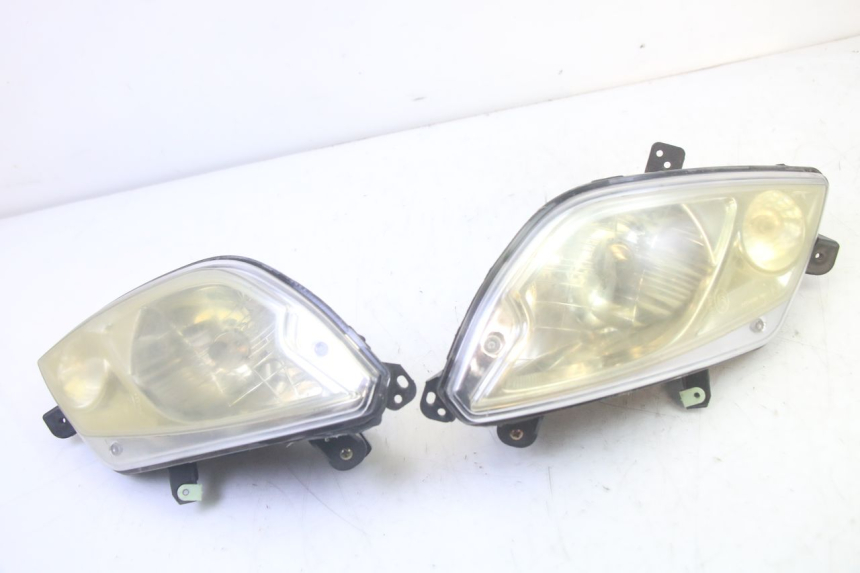 photo de FRONT HEADLIGHT PEUGEOT CITYSTAR 50 (2013 - 2017)