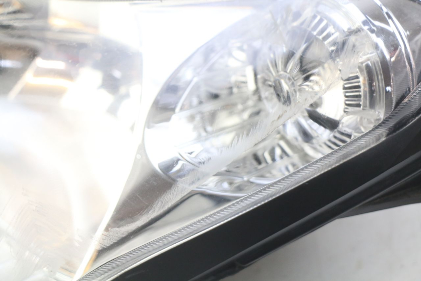 photo de HEADLIGHT YAMAHA CYGNUS X INJECTION 125 (2007 - 2013)