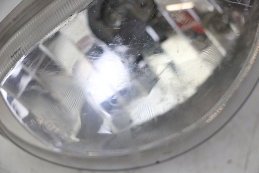 photo de HEADLIGHT DAELIM BESBI 125 (2007 - 2008)