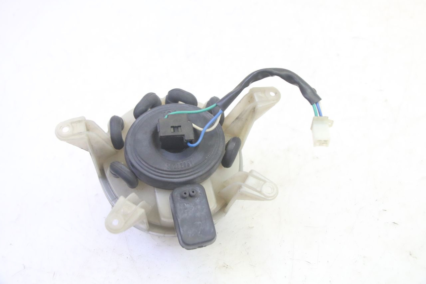 photo de HEADLIGHT PEUGEOT DJANGO 4T 50 (2014 - 2019) - Technical close-up