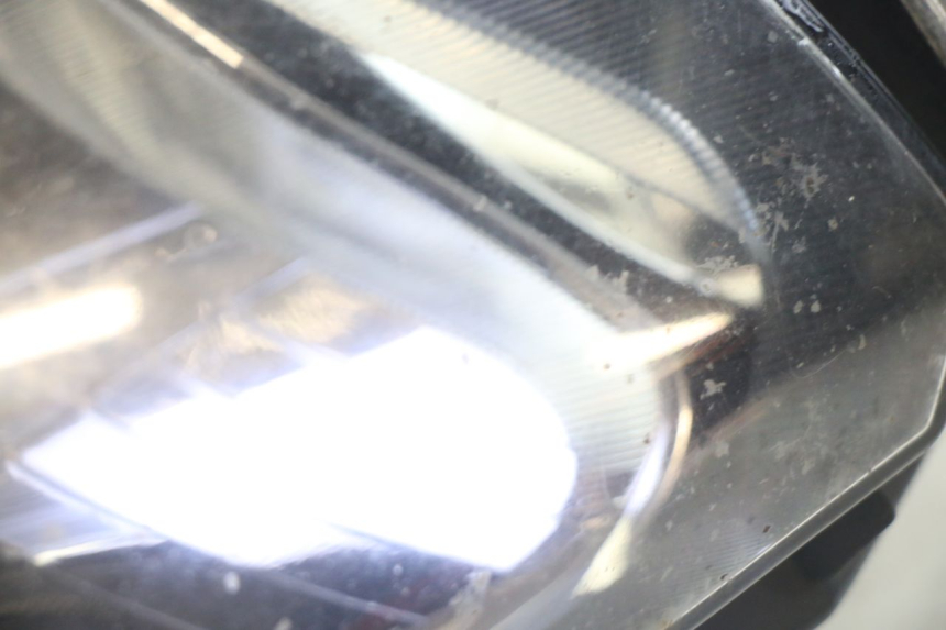 photo de HEADLIGHT SUZUKI DL V STROM 1000 (2002 - 2007) - Alternative perspective